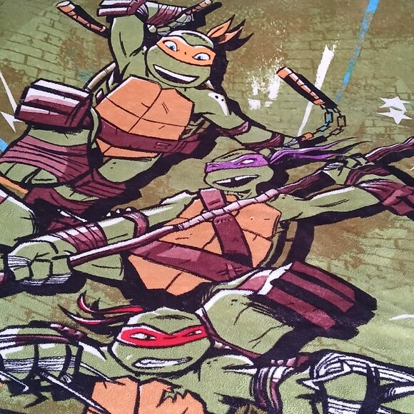 Teenage Muntant Ninja Turtles Soft Large Blanket - Picture 3 of 3